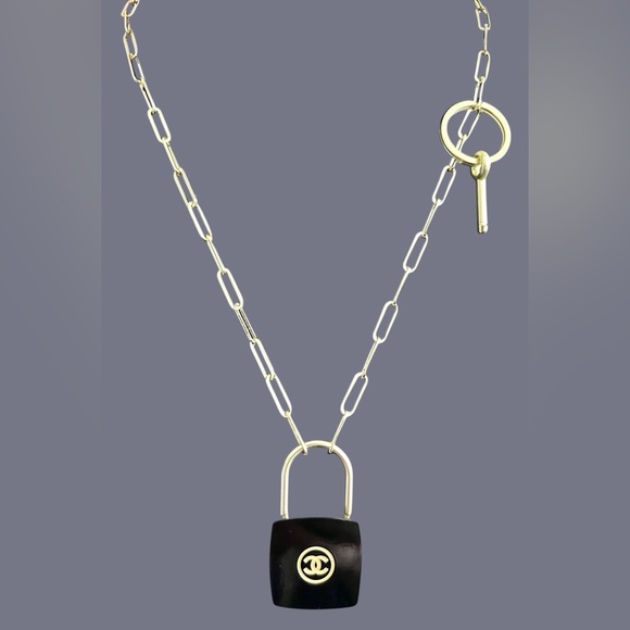 CHANEL Auth Gold & Black Padlock & Key On Dior Gold Over Stainless Chain✨NWT✨ - Picture 1 of 12